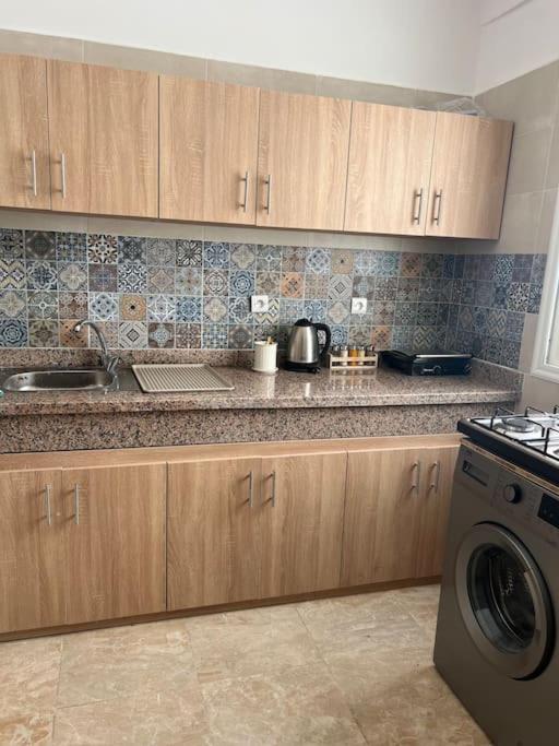 Emplacement Ideal : Appartement Lumineux 엘자디다 외부 사진